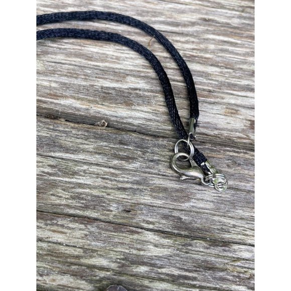 Large Wood Resin Southwestern Pendant Signed R. Jhio Bohd - Picture 9 of 11